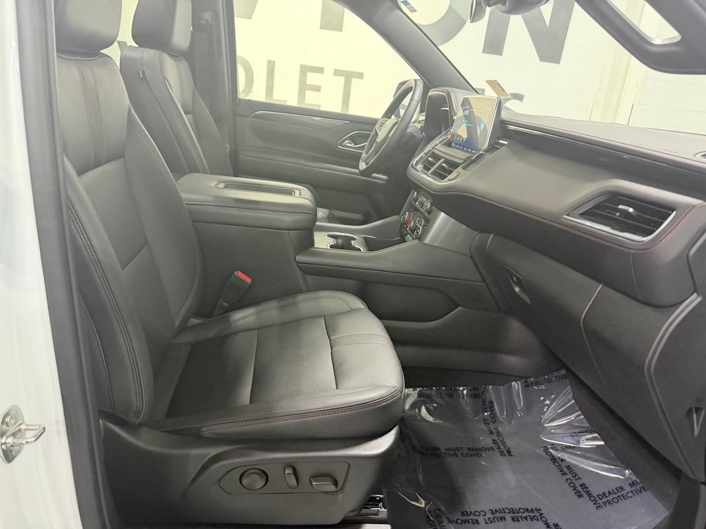 Used 2023 Chevrolet Tahoe RST w/ Luxury Package AWD/4WD image 31