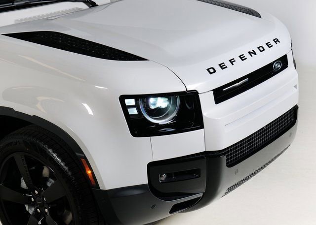 New 2026 Land Rover Defender 110 S image 30