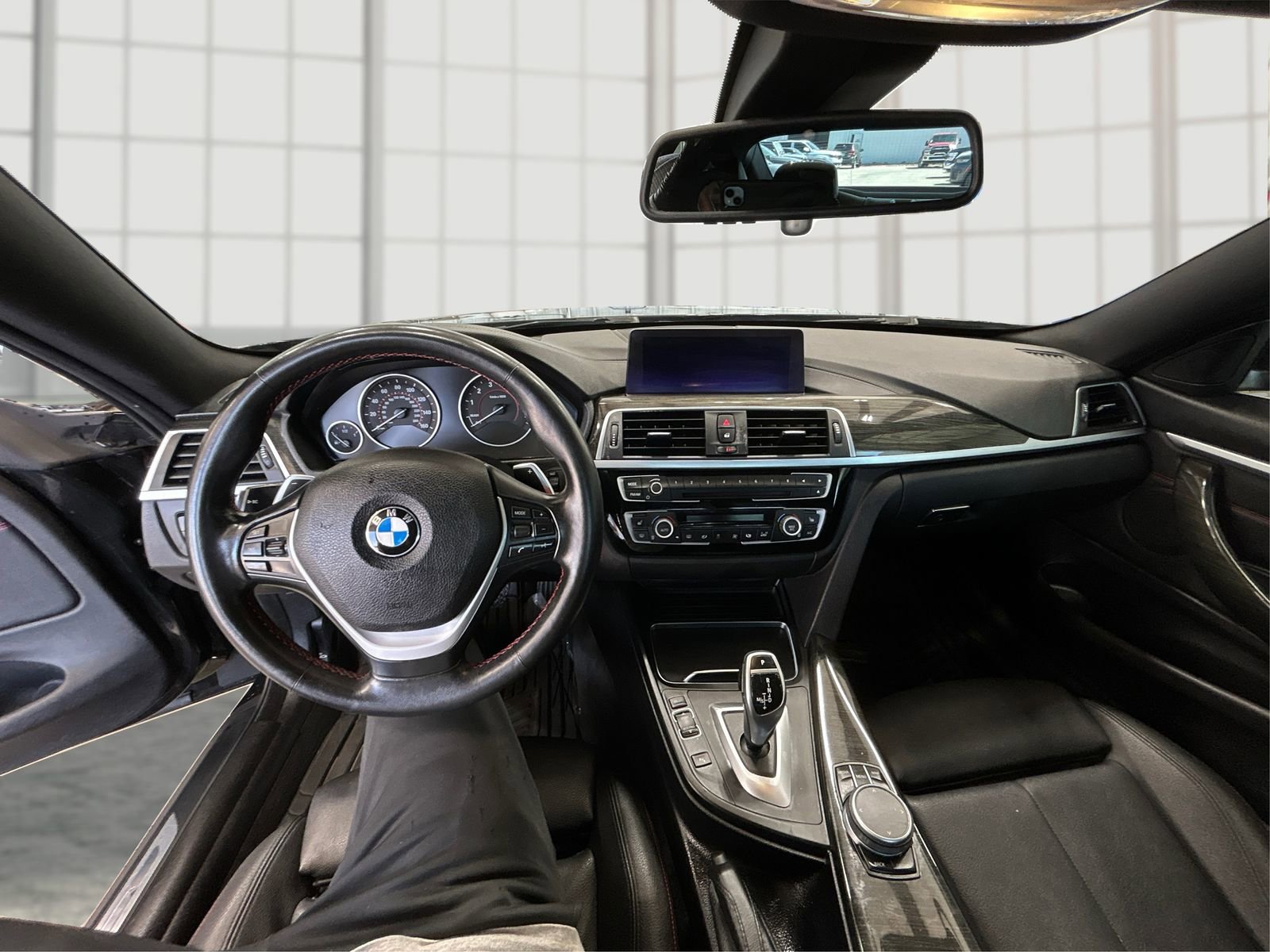 Used 2020 BMW 430i xDrive Coupe w/ Convenience Package image 25