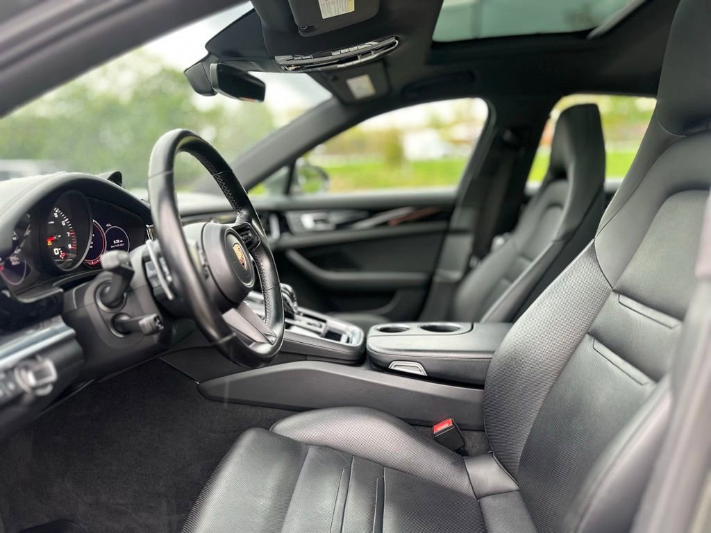 Used 2022 Porsche Panamera 4 AWD/4WD image 14