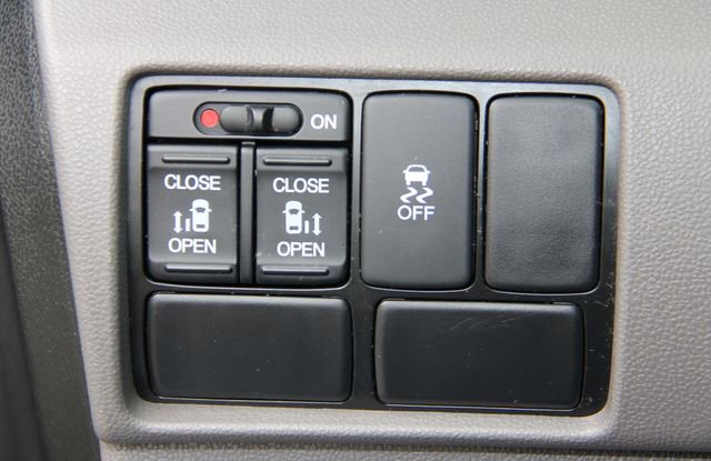 Used 2015 Honda Odyssey EX image 25