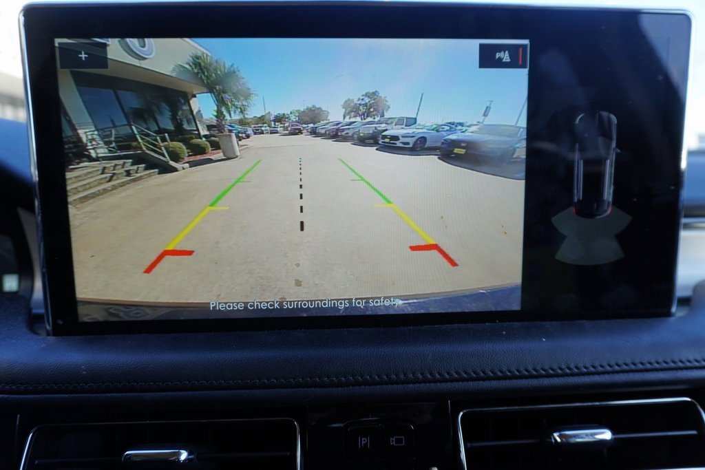 Used 2021 Lincoln Nautilus FWD w/ Equipment Group 101A image 9