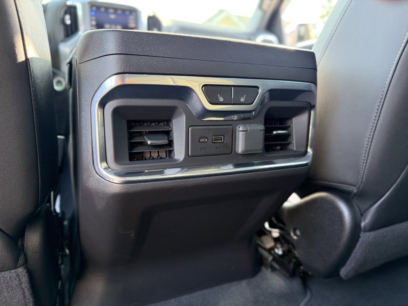 Used 2020 GMC Sierra 1500 SLT w/ SLT Premium Package image 28