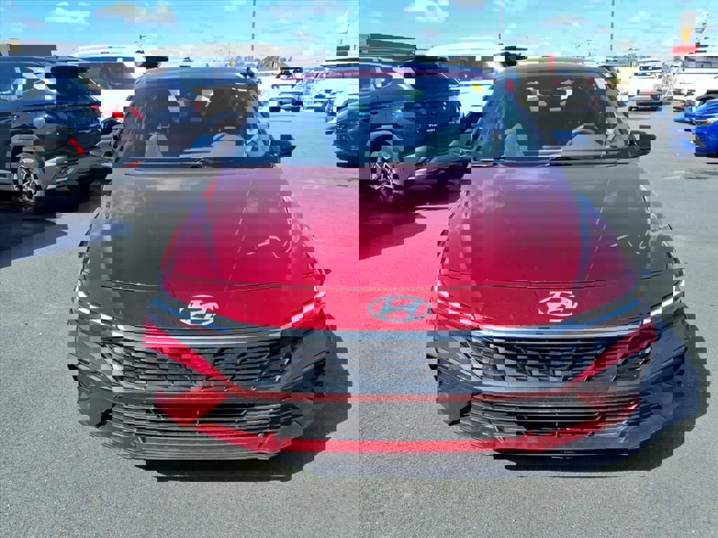 Certified 2025 Hyundai Elantra Sport image 2