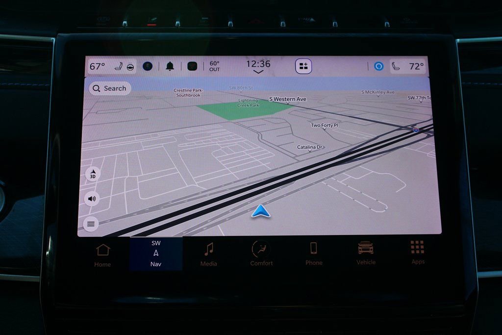 Used 2024 Jeep Grand Cherokee Trailhawk w/ Advanced Protech Group II image 18