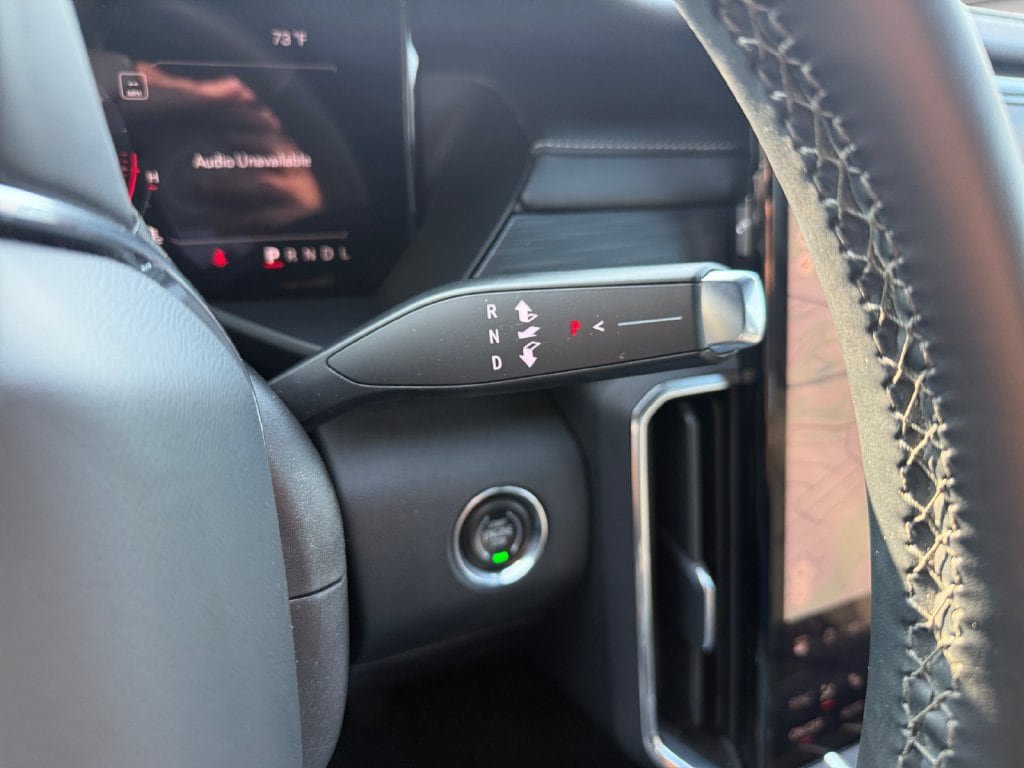 Used 2026 GMC Acadia Elevation w/ Elevation Premium Package FWD image 20