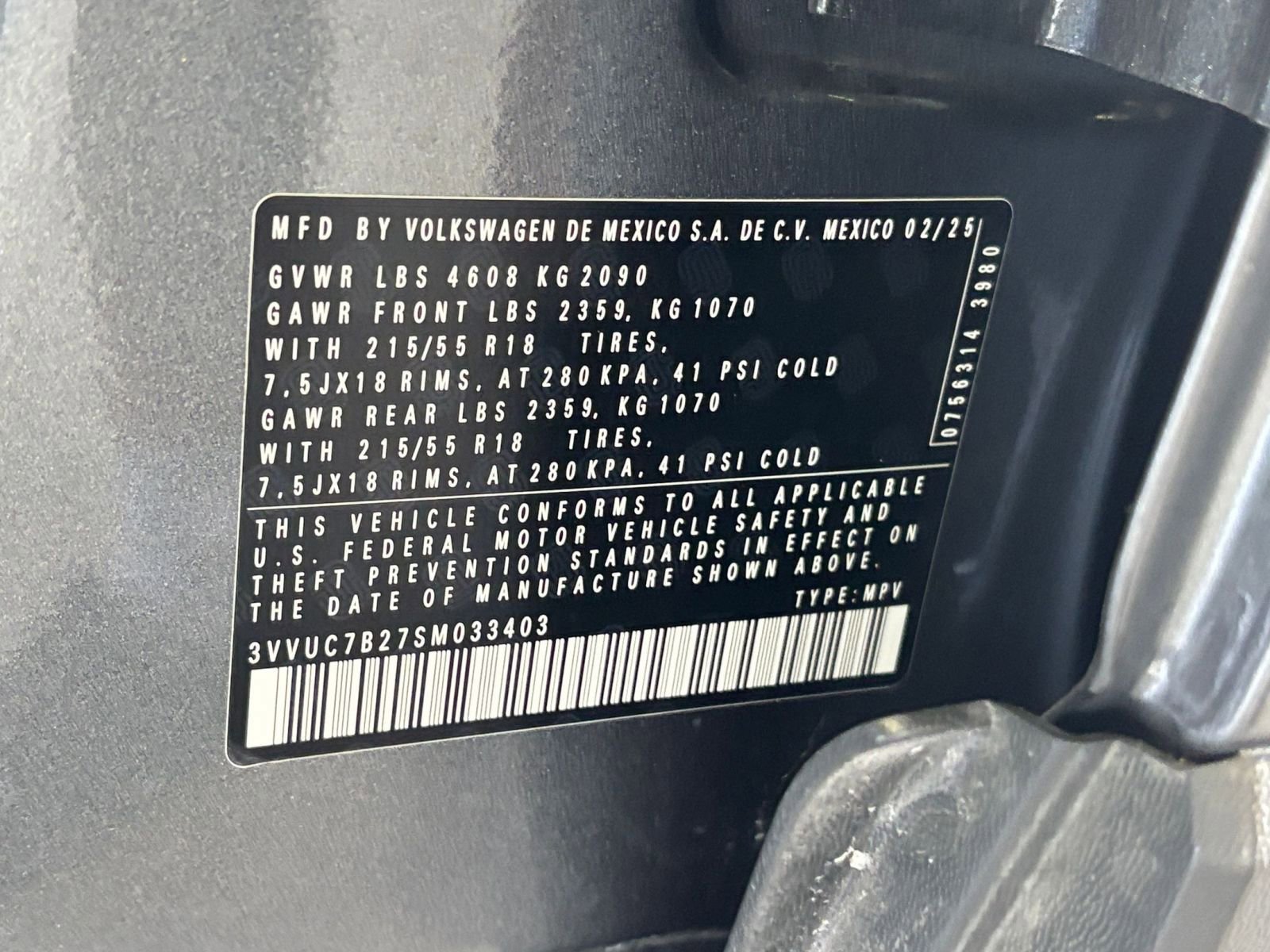 Used 2025 Volkswagen Taos SE image 34