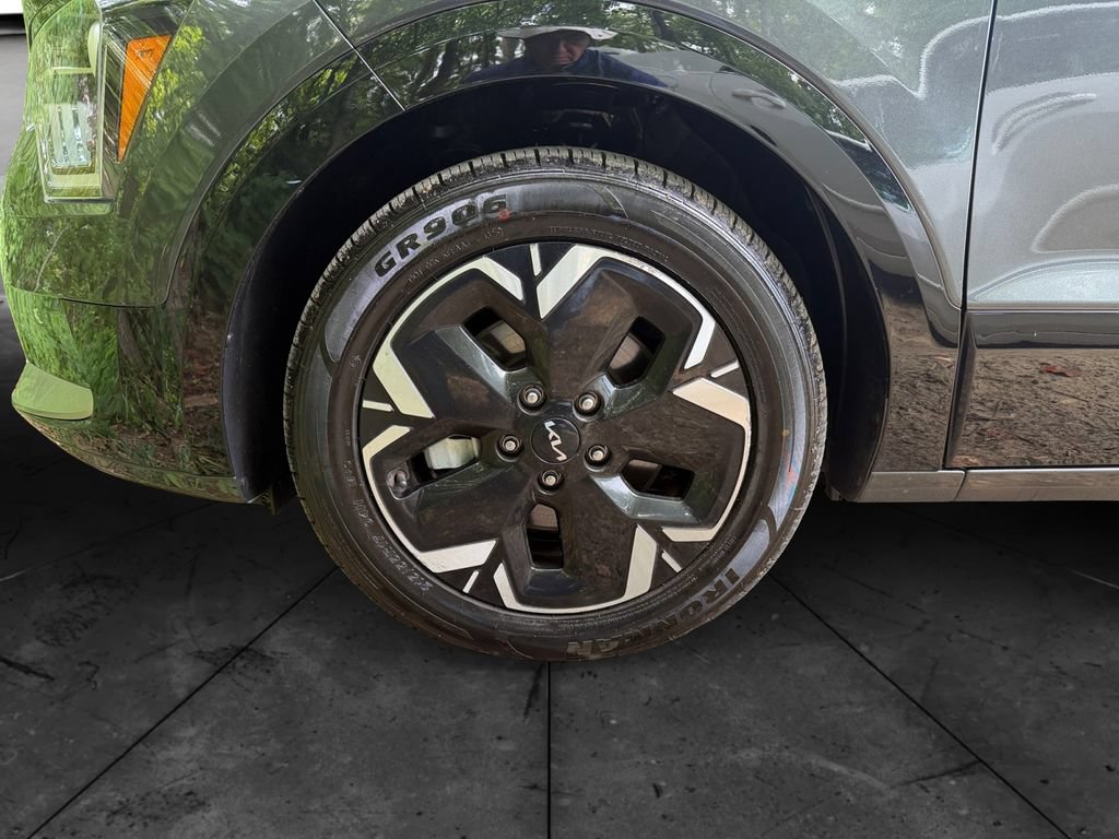 Used 2023 Kia Niro Wind FWD image 14