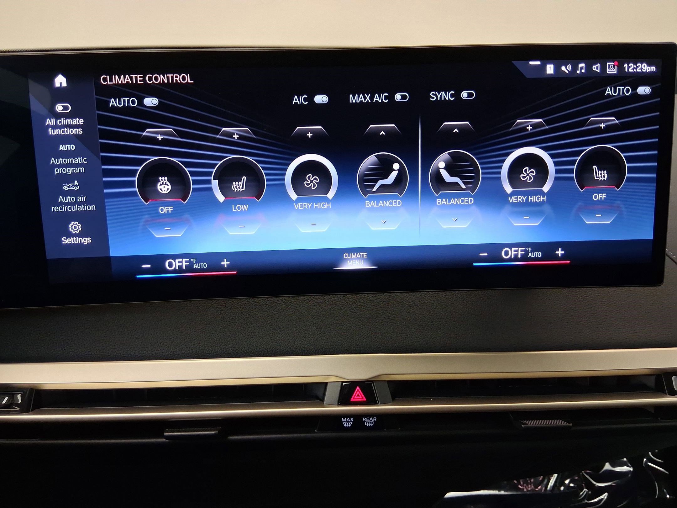 Used 2023 BMW iX xDrive50 w/ Sport Package image 25