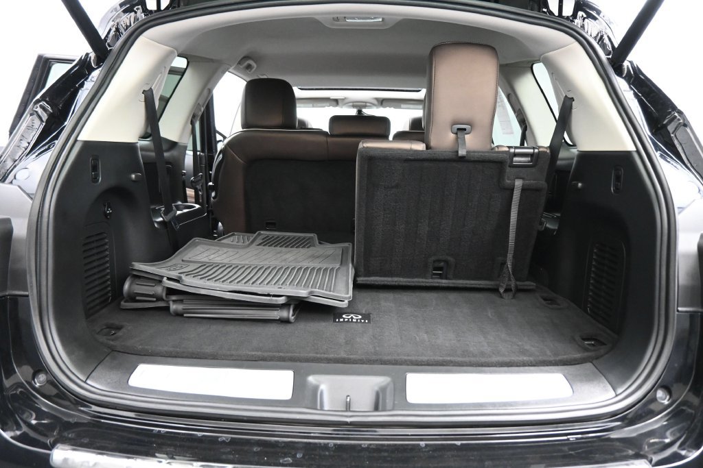 Used 2020 INFINITI QX60 Luxe w/ Essential Package FWD image 24