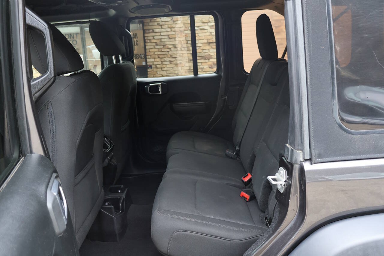 Used 2018 Jeep Wrangler Unlimited Sport S AWD/4WD image 25