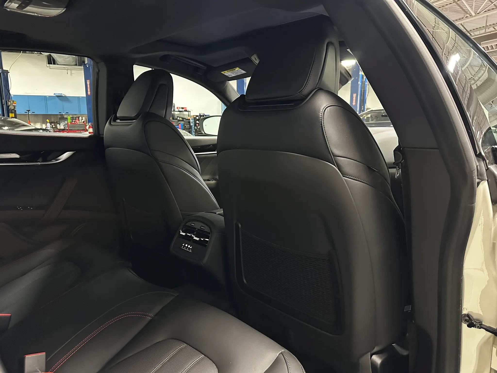 Used 2024 Maserati Ghibli Modena Q4 AWD/4WD image 19