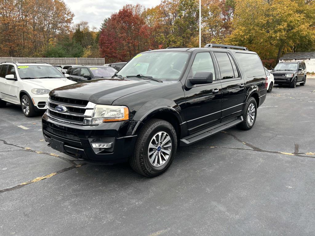 Used 2017 Ford Expedition EL XLT w/ Equipment Group 202A image 7