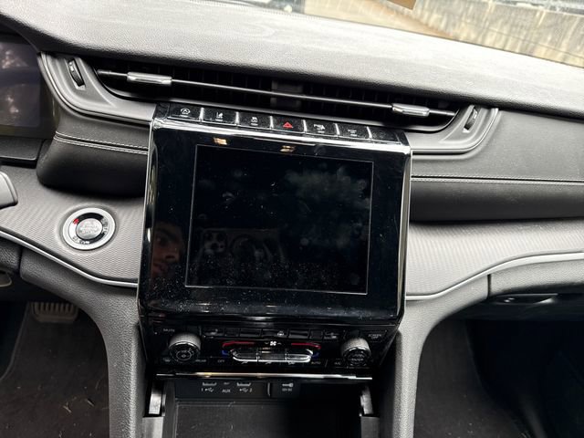 Used 2025 Jeep Grand Cherokee L Altitude AWD/4WD image 20