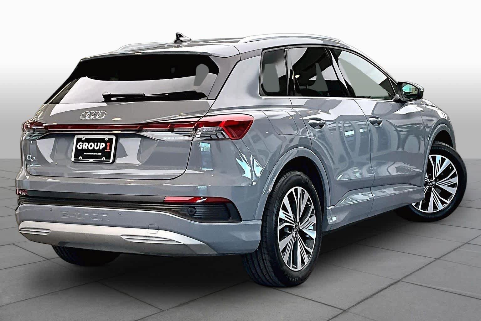 Used 2023 Audi Q4 e-tron Premium w/ Convenience Package RWD image 11