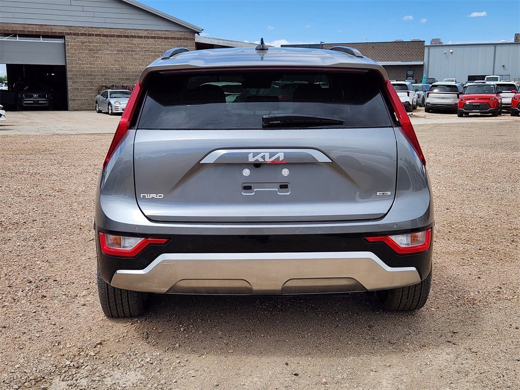 New 2025 Kia Niro EX Touring image 6