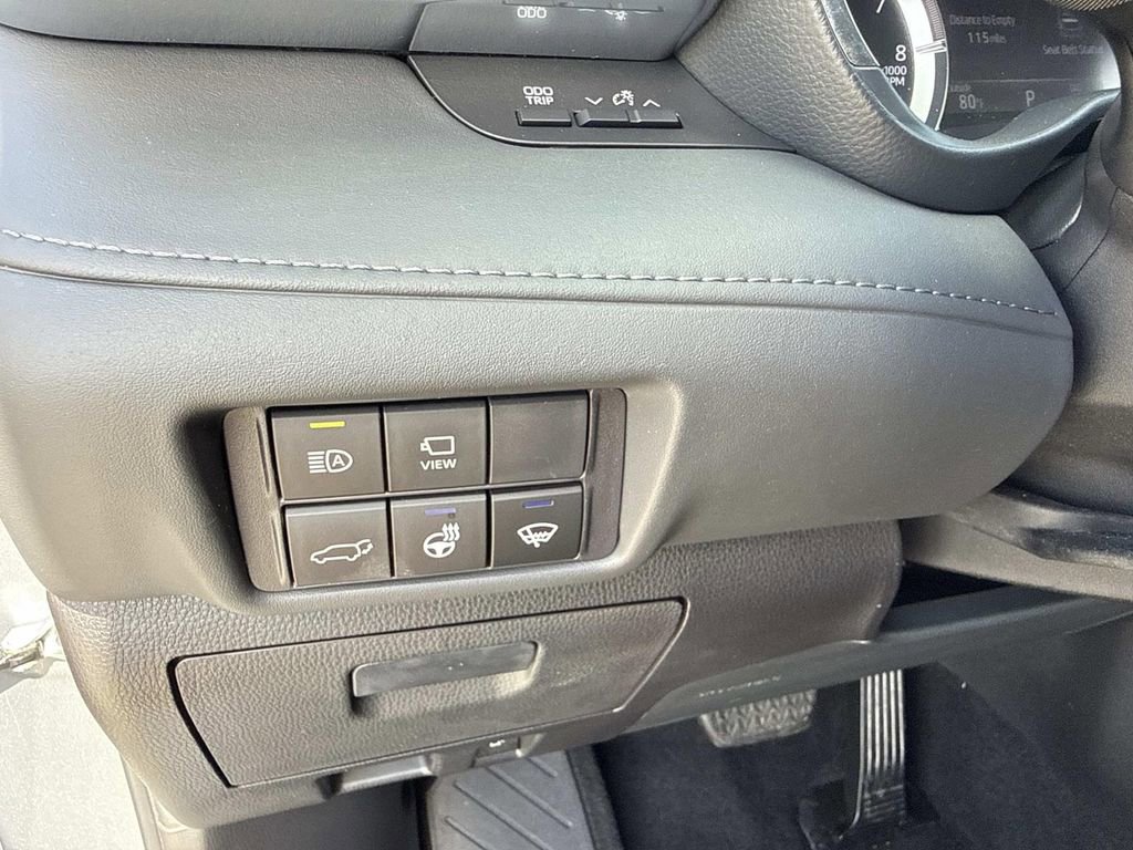 Used 2022 Toyota Highlander Platinum image 32
