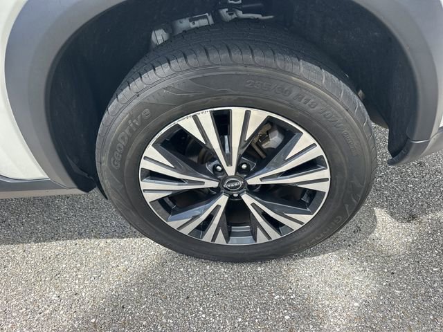 Certified 2023 Nissan Rogue SV FWD image 14