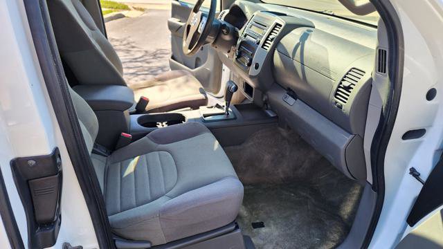 Used 2014 Nissan Frontier S RWD image 18