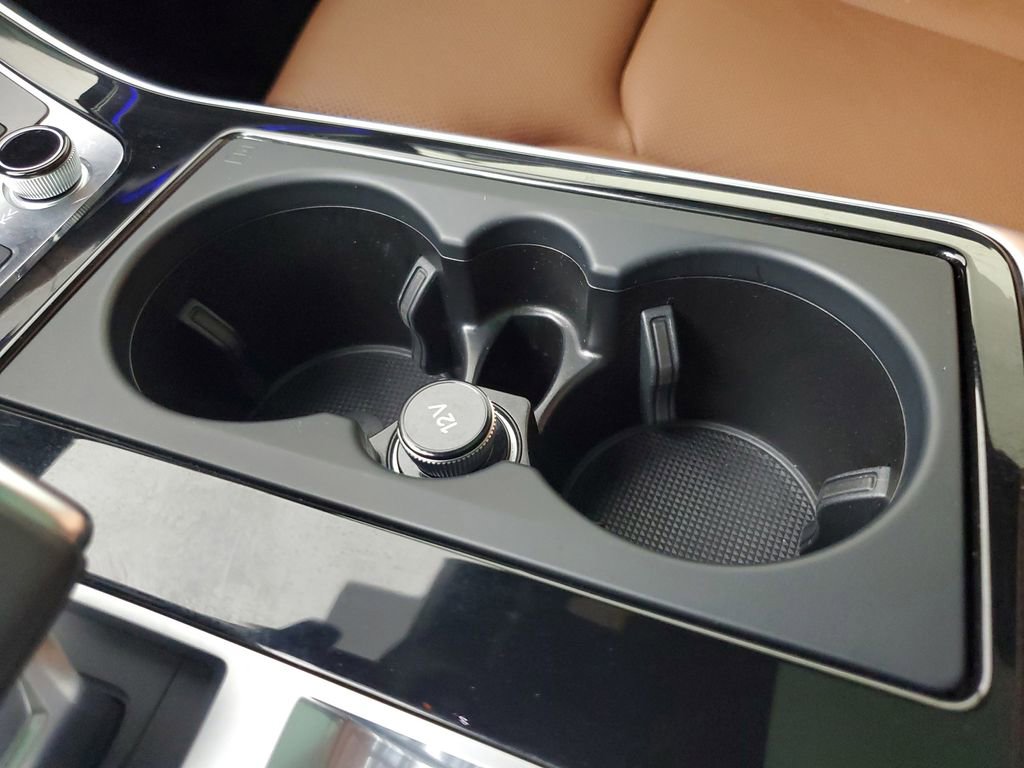 Used 2023 Audi Q8 Premium Plus image 31