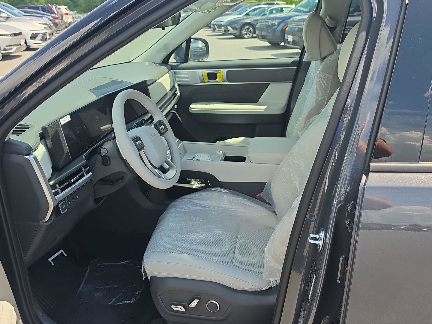 New 2026 Hyundai Santa Fe SEL w/ Tow & Go Package AWD/4WD image 11