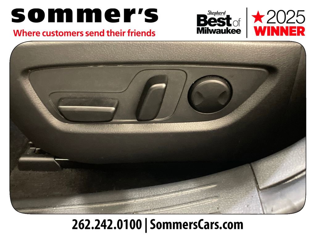 Used 2024 MAZDA CX-50 AWD 2.5 S w/ Accent Package image 10
