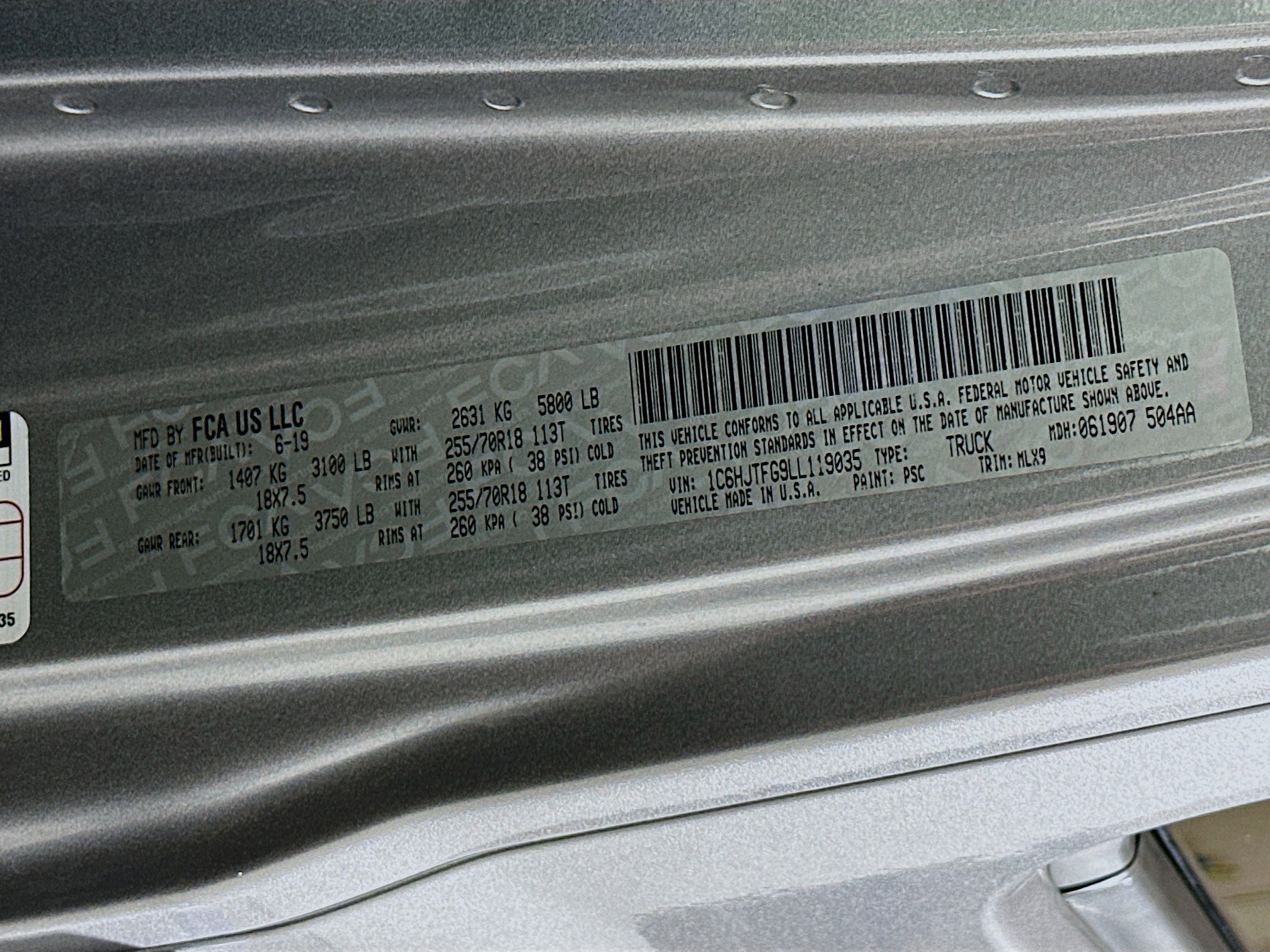 Used 2020 Jeep Gladiator Overland image 12