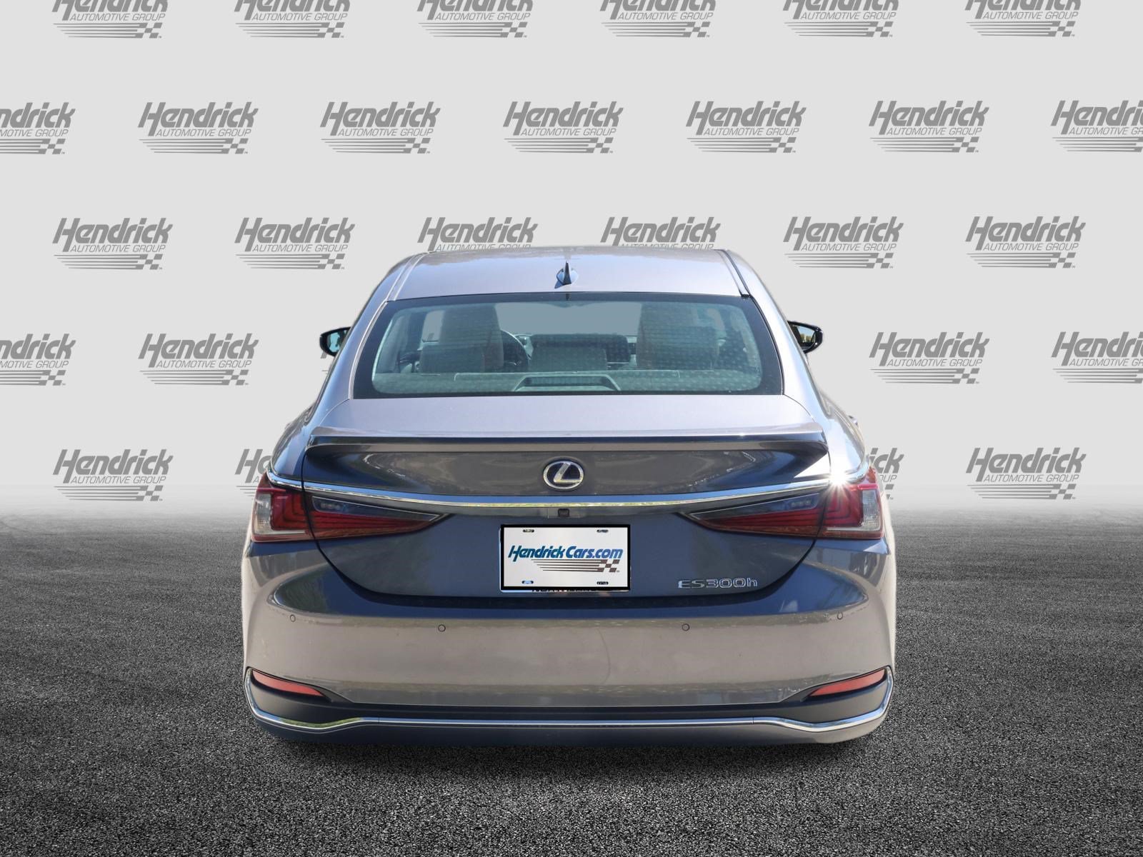 Used 2020 Lexus ES 300h w/ Premium Package FWD image 8