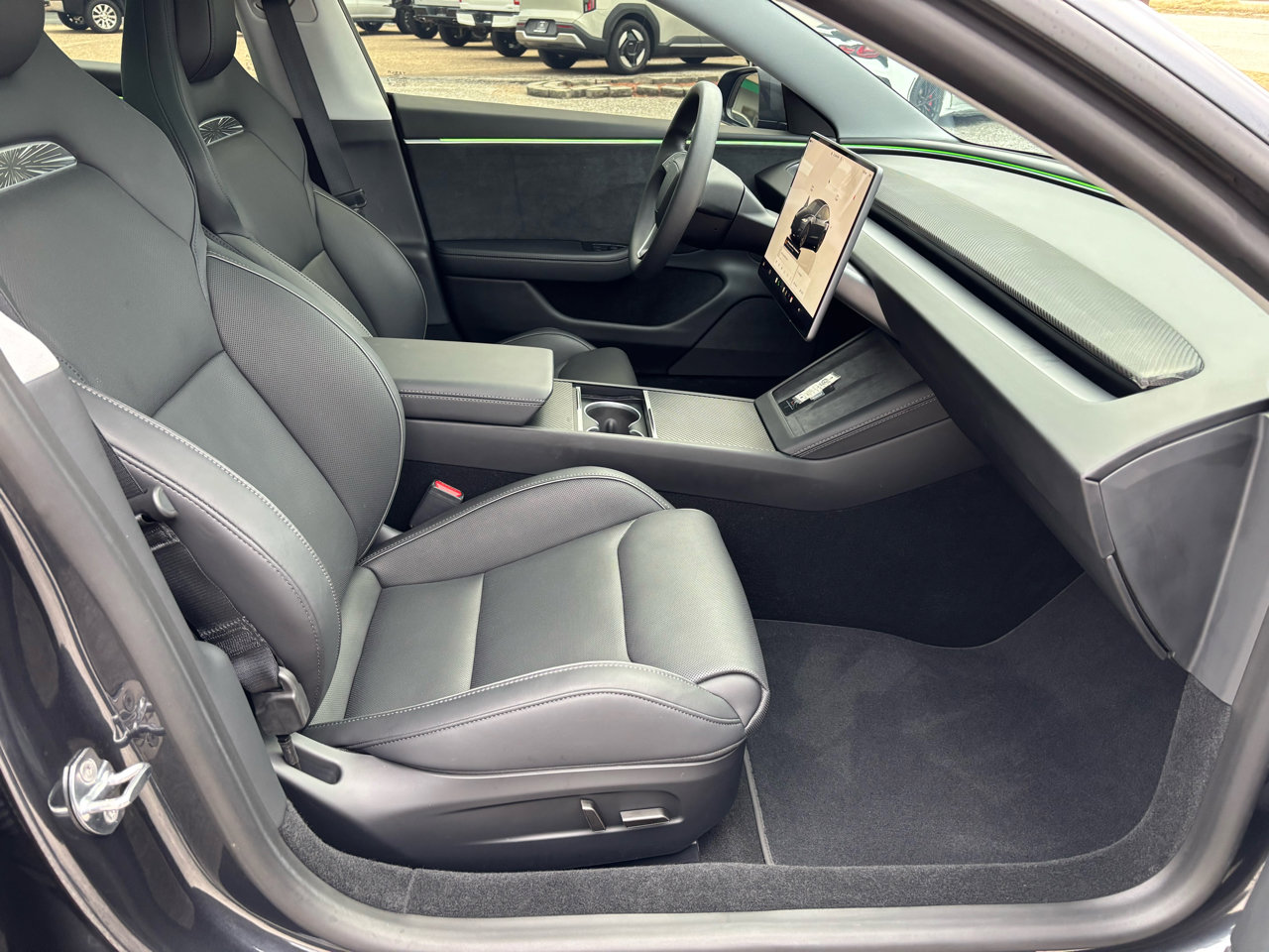 Used 2024 Tesla Model 3 Performance image 25