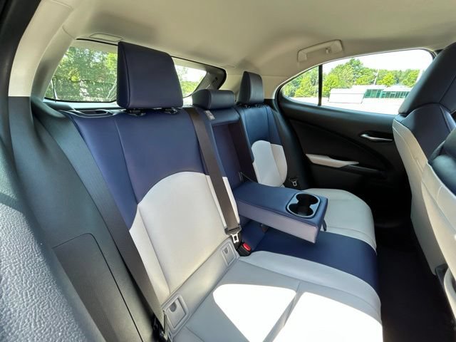 Used 2020 Lexus UX 250h w/ Premium Package AWD/4WD image 41