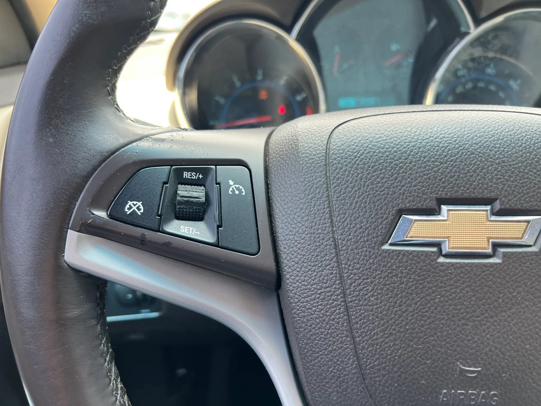Used 2013 Chevrolet Cruze LTZ FWD image 21