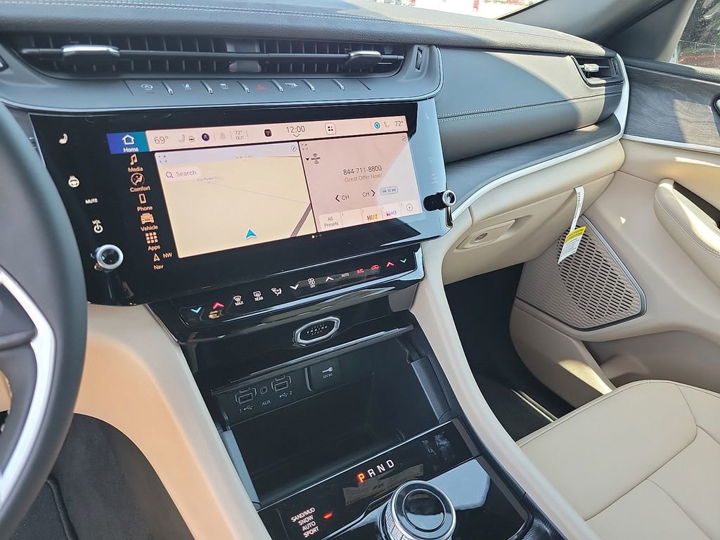 New 2026 Jeep Grand Cherokee L Limited AWD/4WD image 20
