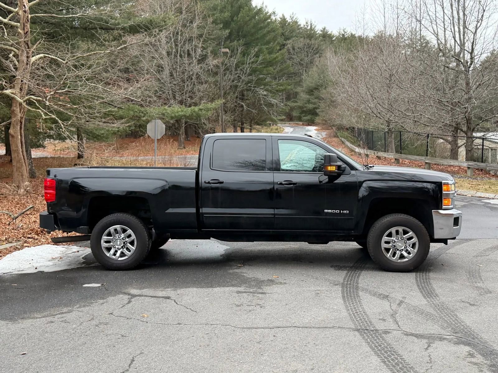 Used 2015 Chevrolet Silverado 3500 LT w/ LT Convenience Package AWD/4WD image 8