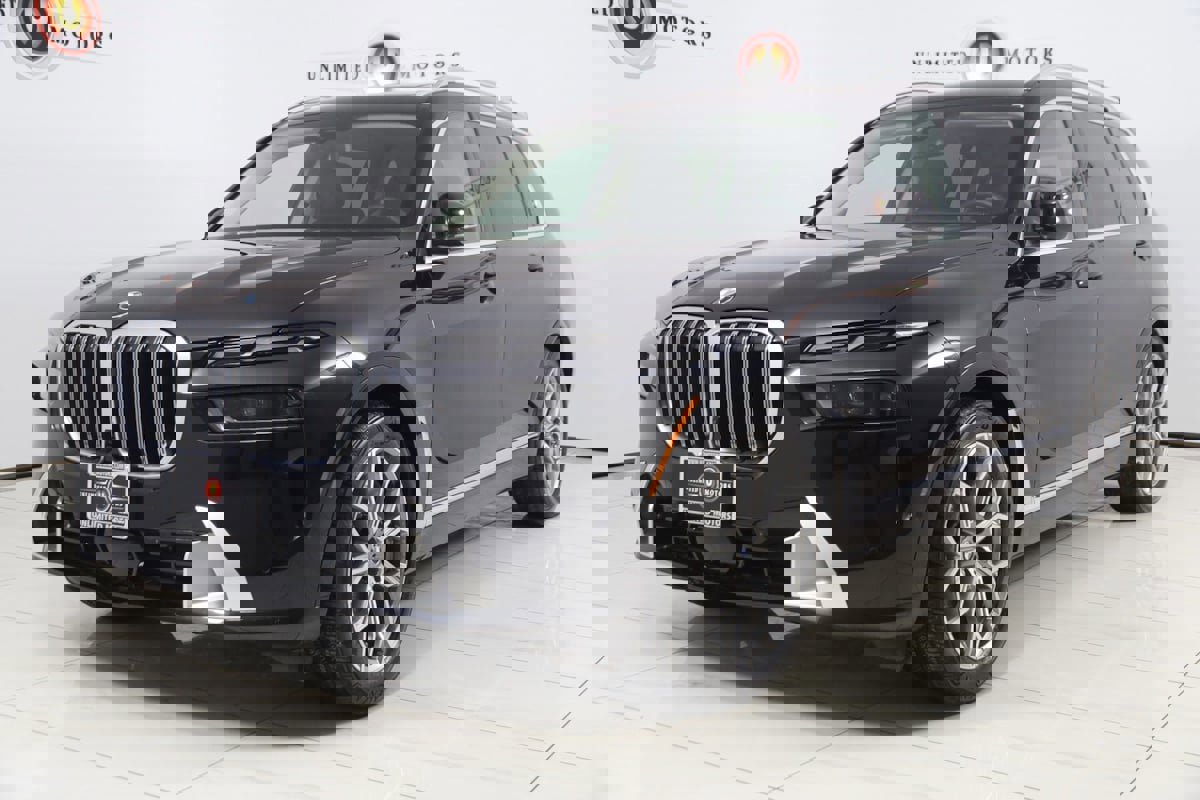 Used 2023 BMW X7 xDrive40i w/ Premium Package image 5