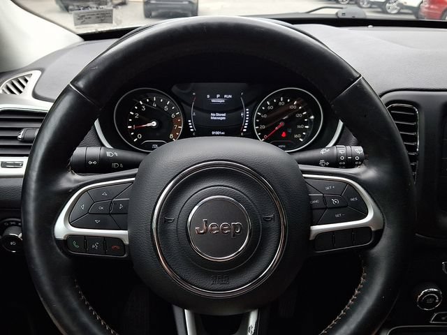 Used 2018 Jeep Compass Latitude w/ Safe & Security Group AWD/4WD image 19