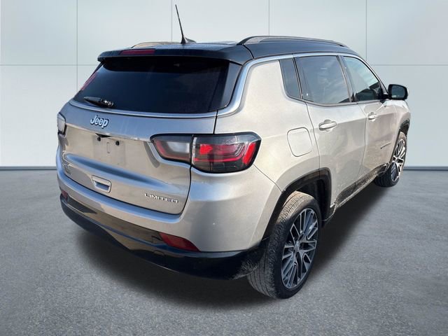 Used 2023 Jeep Compass Limited w/ Elite Group AWD/4WD image 4