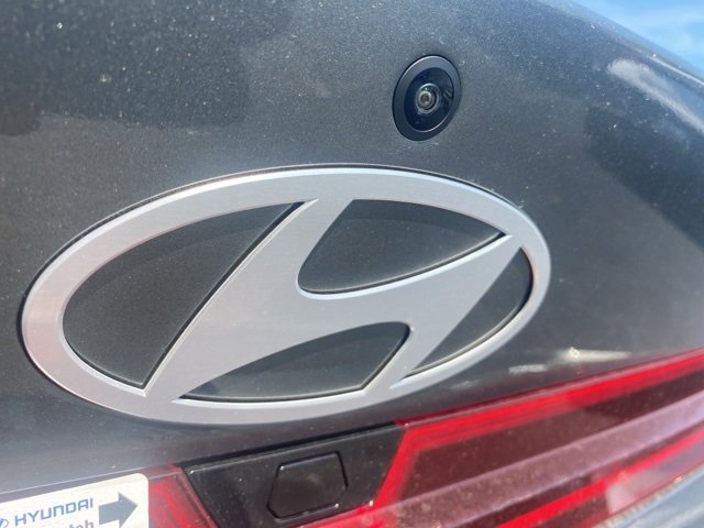 New 2025 Hyundai Elantra Limited image 30