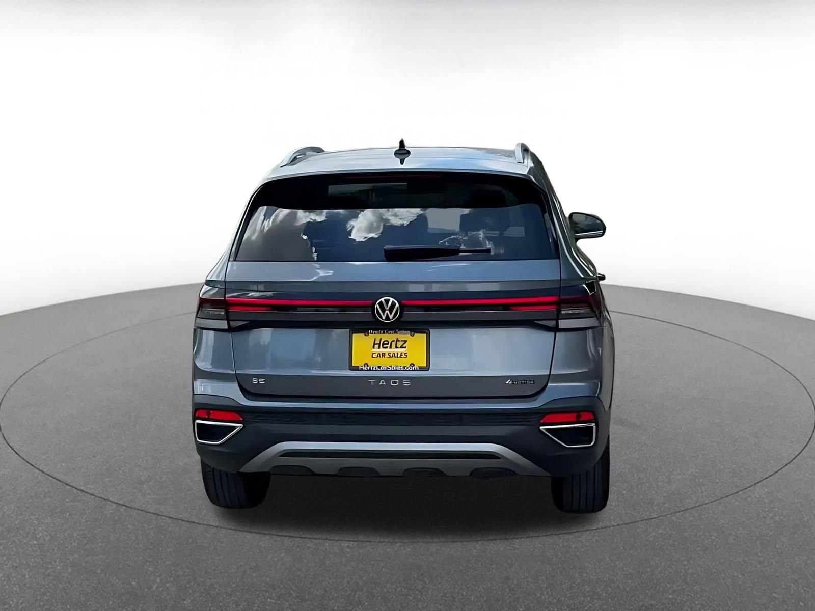 Used 2026 Volkswagen Taos SE AWD/4WD image 12