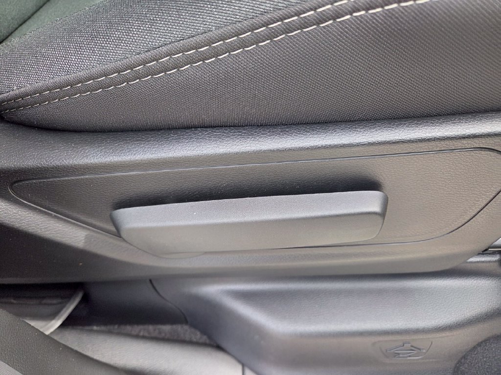 Used 2025 RAM 1500 Big Horn RWD image 16