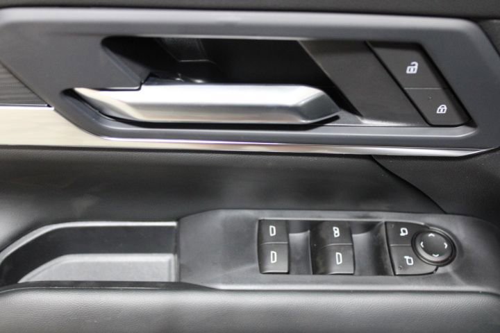 New 2026 GMC Terrain Elevation w/ Black Edition image 11