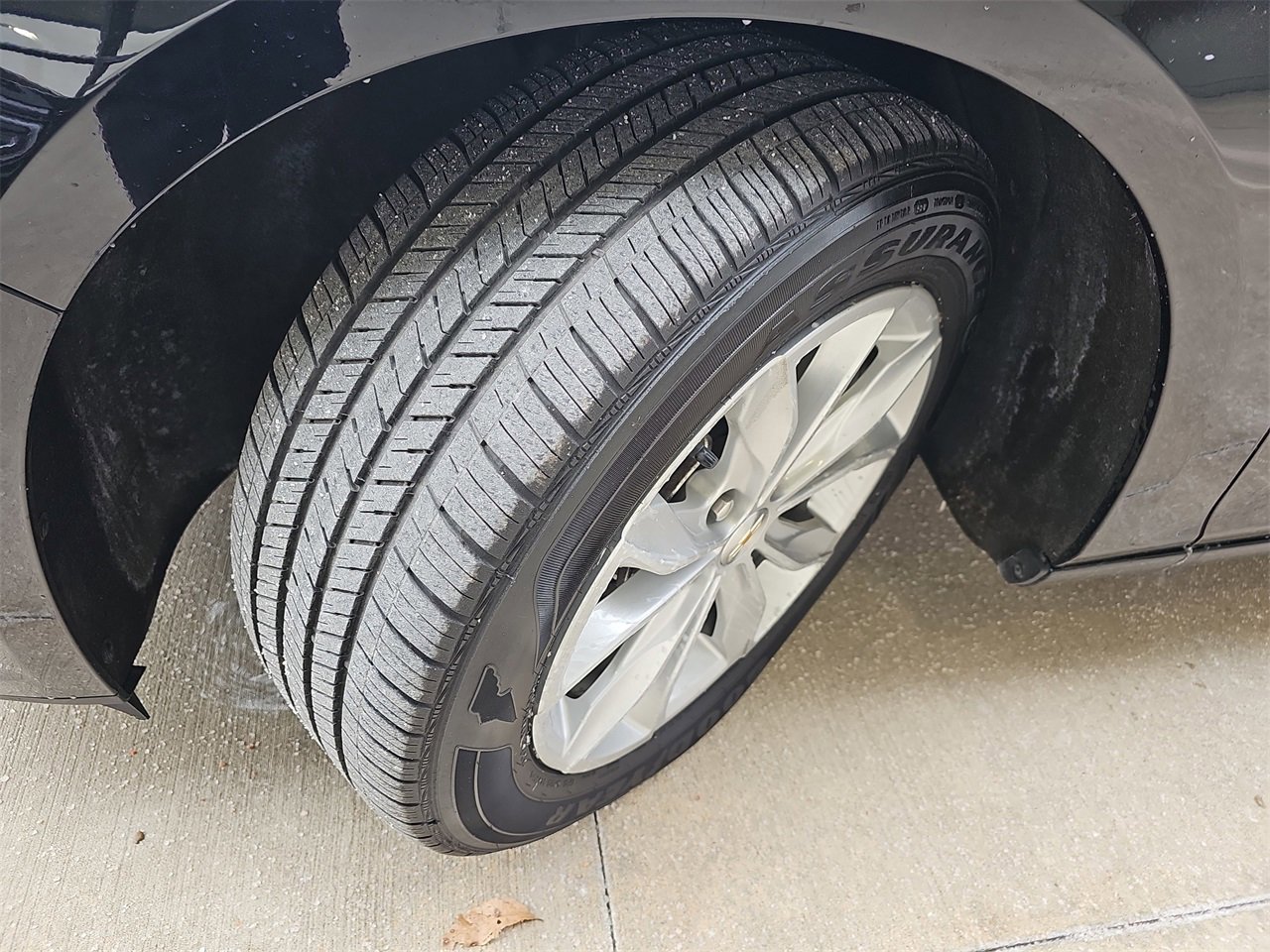 Used 2025 Chevrolet Malibu LT image 30