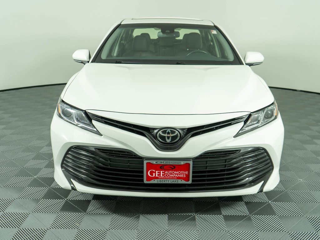 Used 2018 Toyota Camry LE w/ Moonroof Package image 2