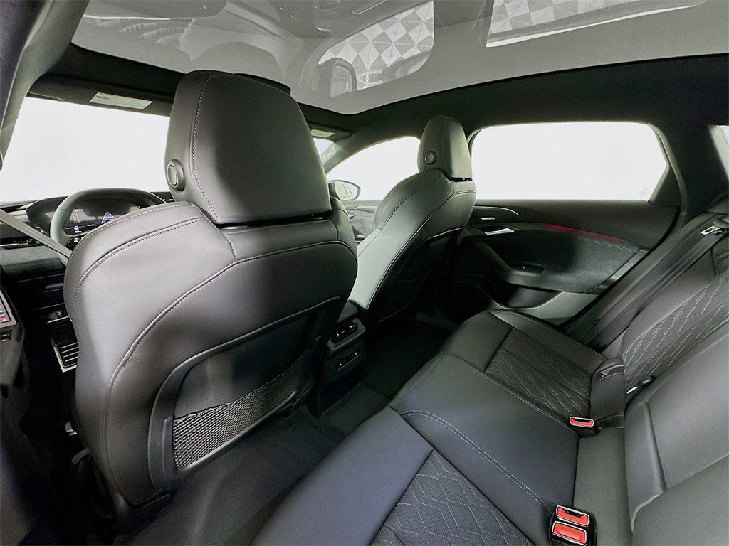 New 2025 Audi S6 e-tron Premium Plus image 4