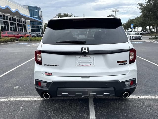 Certified 2024 Honda Passport TrailSport image 5