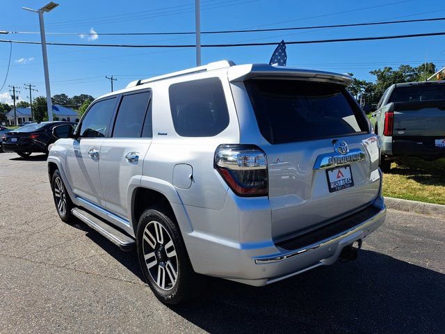 Used 2017 Toyota 4Runner Limited AWD/4WD image 10