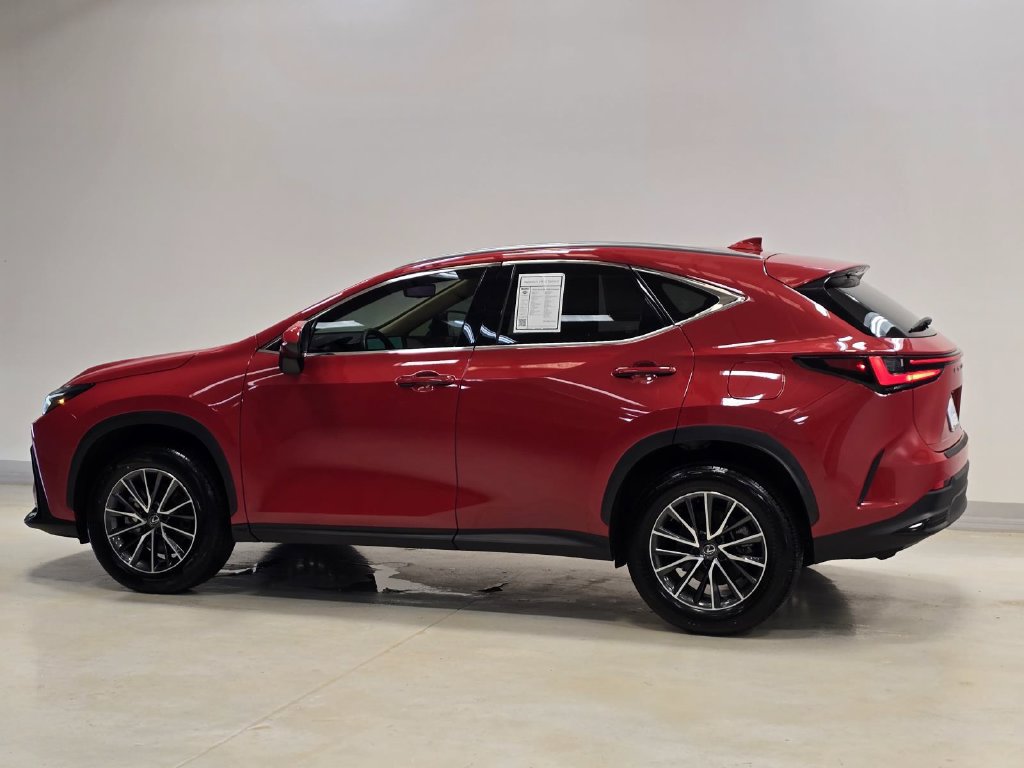 Used 2024 Lexus NX 350h AWD image 32