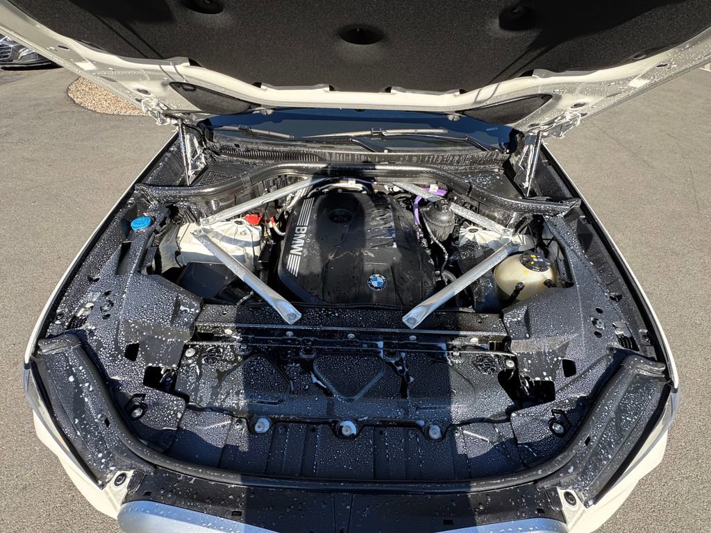 Used 2024 BMW X5 xDrive40i w/ Premium Package image 12