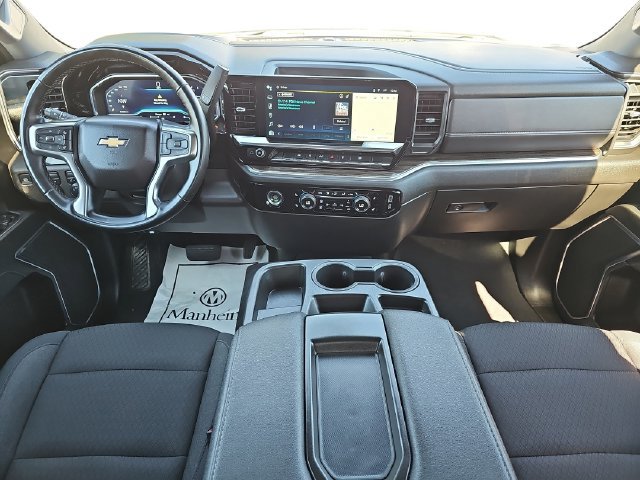 Used 2023 Chevrolet Silverado 1500 LT AWD/4WD image 10