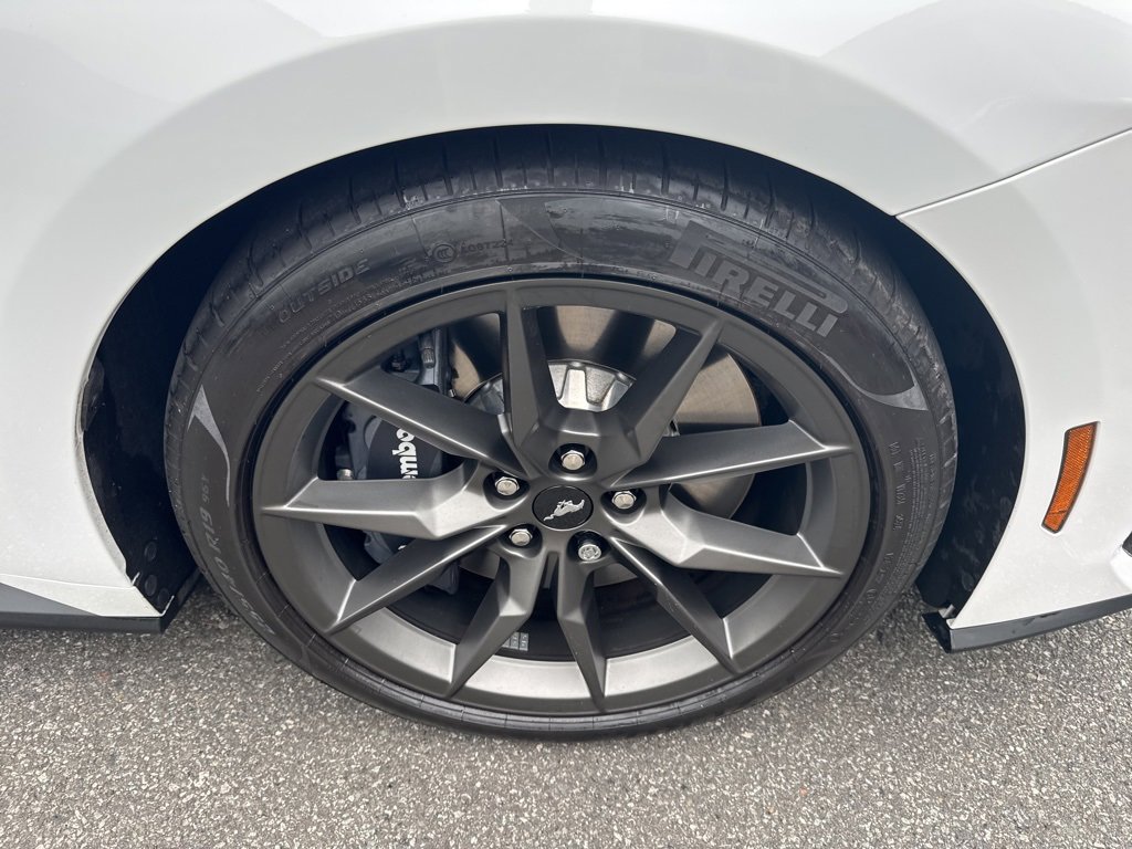 Used 2025 Ford Mustang Dark Horse image 30