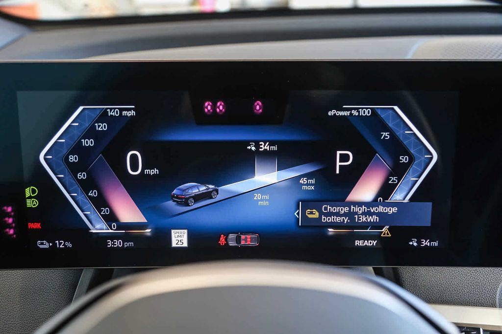 Used 2025 BMW iX xDrive50 w/ Premium Package image 23